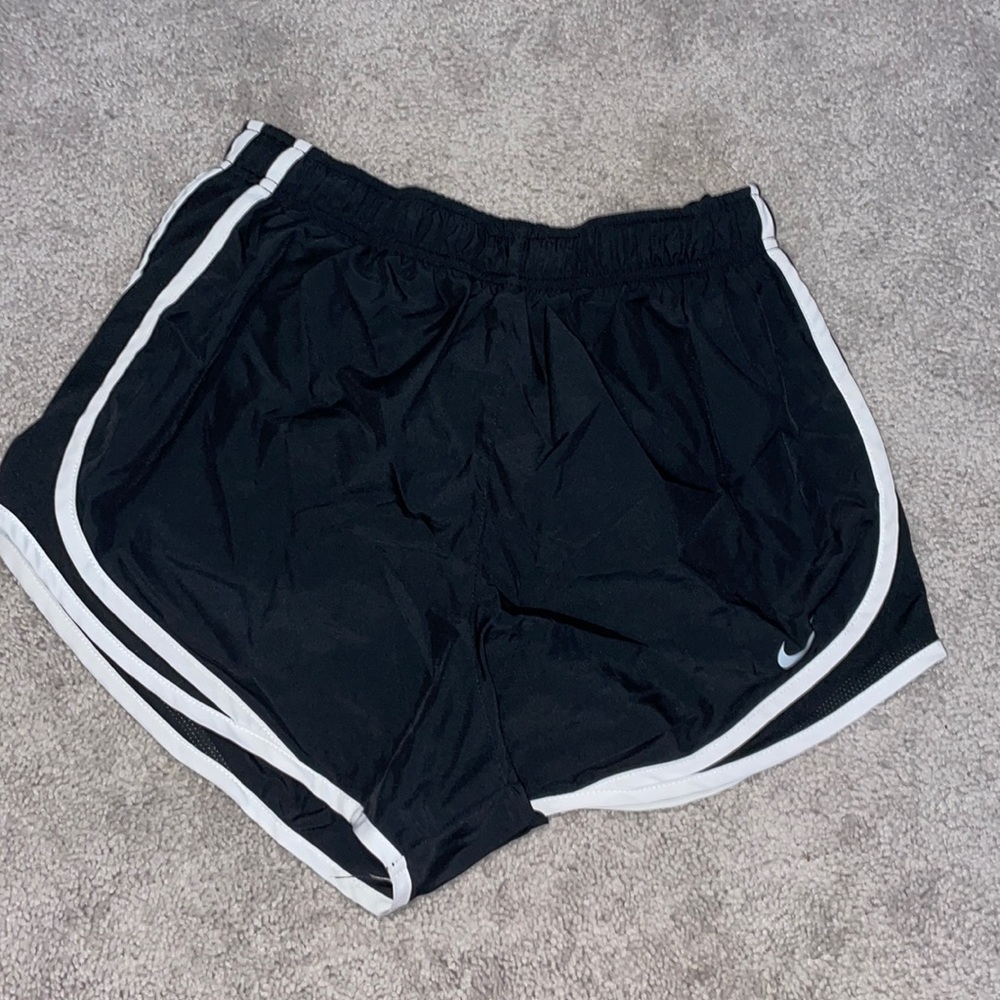 Black Nike shorts